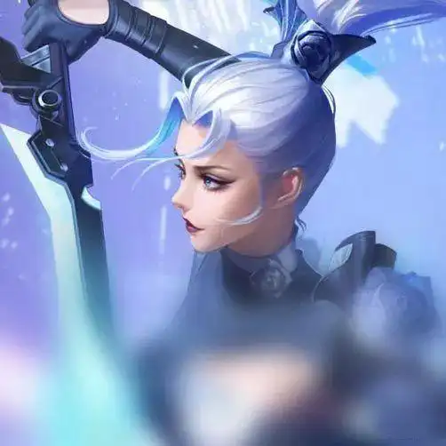 兰陵王的也是如此,发型也没换,看上去就是换了衣服,换了武器.