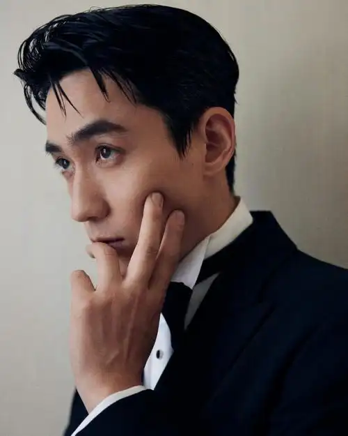 朱一龙侧颜写真##朱一龙