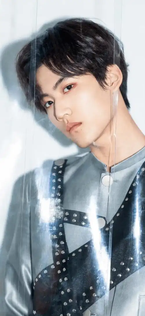 明星壁纸周柯宇壁纸来咯