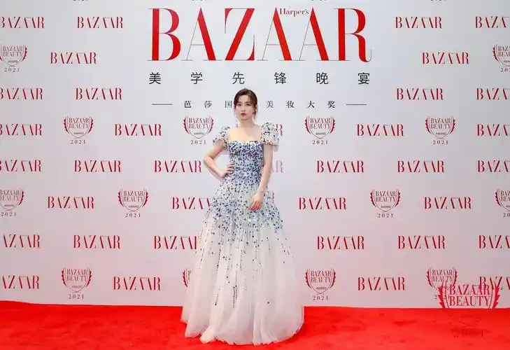 2021芭莎国际美妆大奖颁奖盛典赋能多元化美学理念 让美超越时光