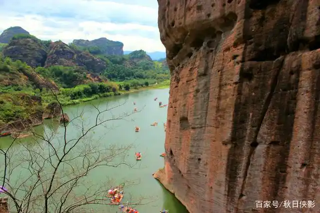 龙虎山仙女岩 摄影 by 秋日侠影