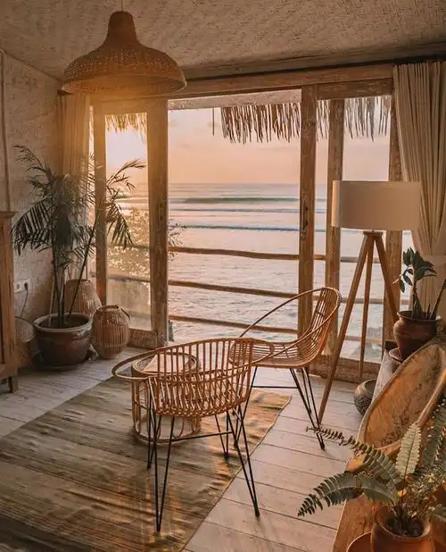 一个人的黄昏很安静很美.