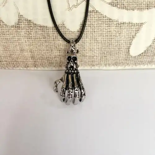 【供应】时尚合金龙爪项链 霸气十足 男女情侣项链 地摊货源