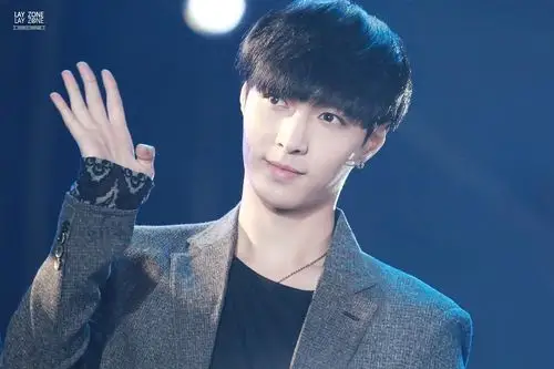 张艺兴 exo lay - 堆糖,美图壁纸兴趣社区