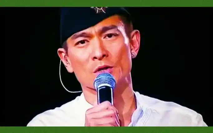 2004年香港演唱会,华哥无须担心演唱的在场的人泪流满面!