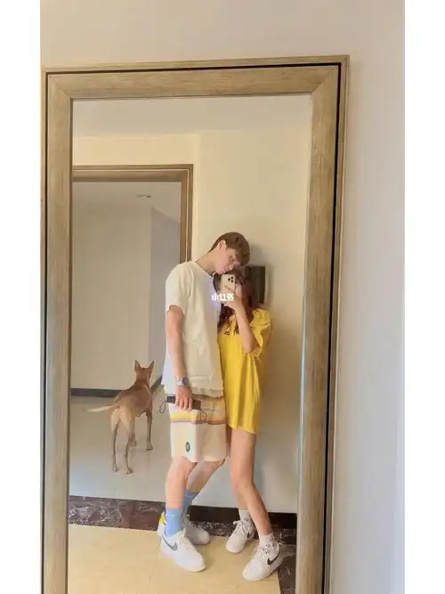 153跟183的超萌身高差78