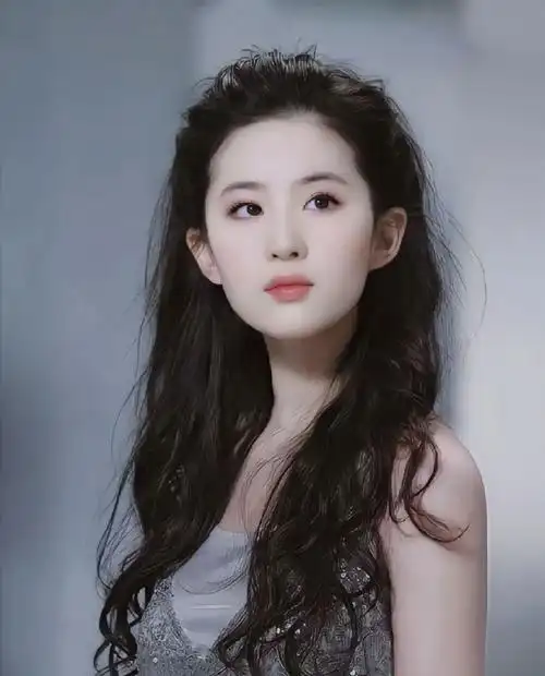 刘亦菲是个形容词##刘亦菲0825生日快乐