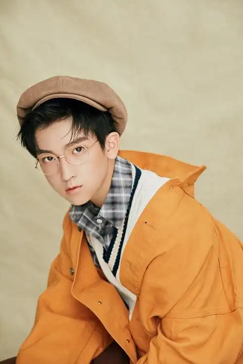 张俊一tony出生日期:2004年7月13日星 座:未知职业