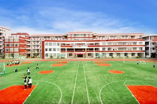 校园新景--主教学楼正面_泉州华侨职业中专学校校园风光_学校景色_住