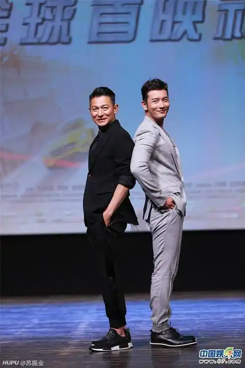 观隔壁帖刘德华和费翔身高有感华仔174应该没有问题吧这个毋庸置疑