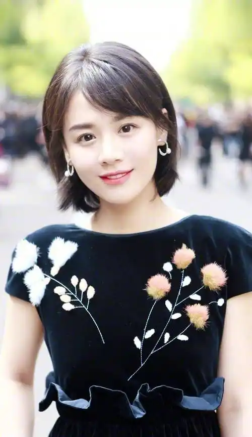 全身是戏盘点演艺圈塑料姐妹花你身边有这样的假闺蜜吗