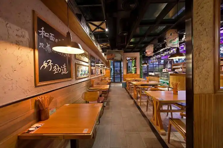 老碗会品牌连锁餐厅设计(华强北店)