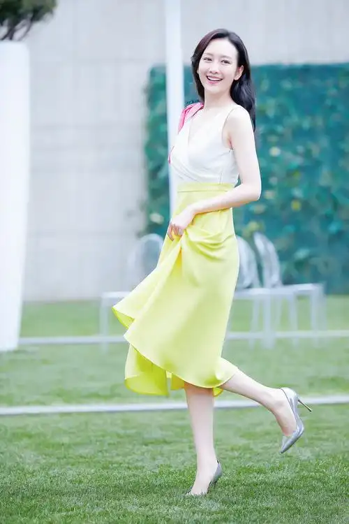 180422 王鸥工作室 | 修图 9p