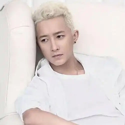 o.p也留了这样的全白发型