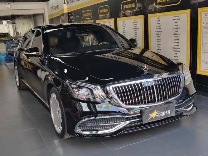 迈巴赫s400 s500 s600改新款包围大灯,竖条中网
