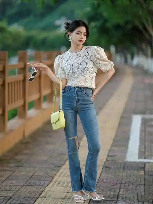 夏天穿牛仔裤时,别再"随意搭",谨记这4点,保准让你美成焦点
