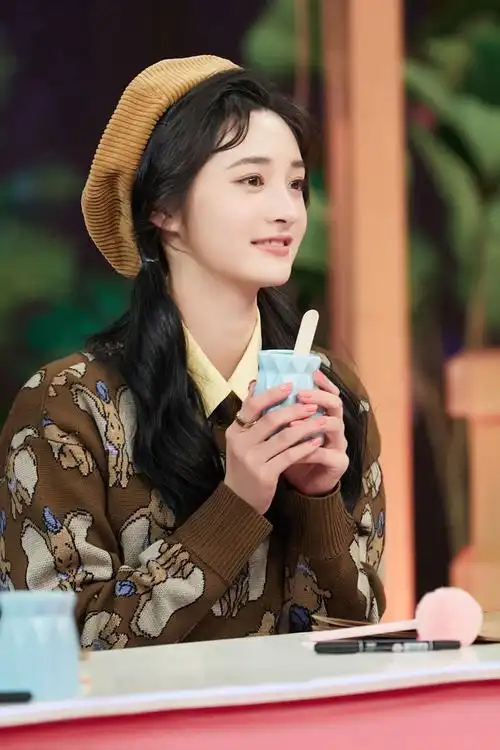 周洁琼喜欢你我也是双马尾造型营业实现棒签零突破