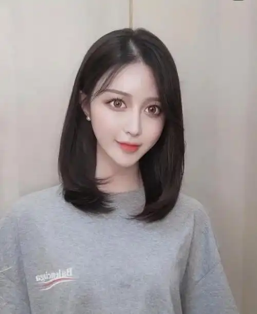 受欢女生迎的五款发型丸子头可爱大波浪女神锁骨烫最流行