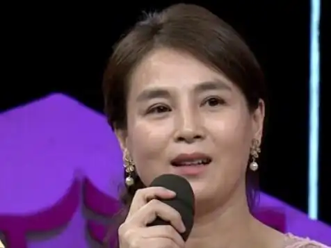 古装女神,大学毕业就结婚,为家庭息影后惨遭抛弃,今47岁仍单身!