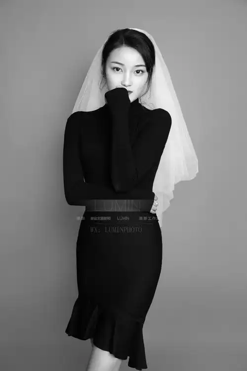 黑白简约写真 头纱照