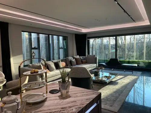 腾飞南城 南海子公园旁 智能大平层来袭 全四居精装天际