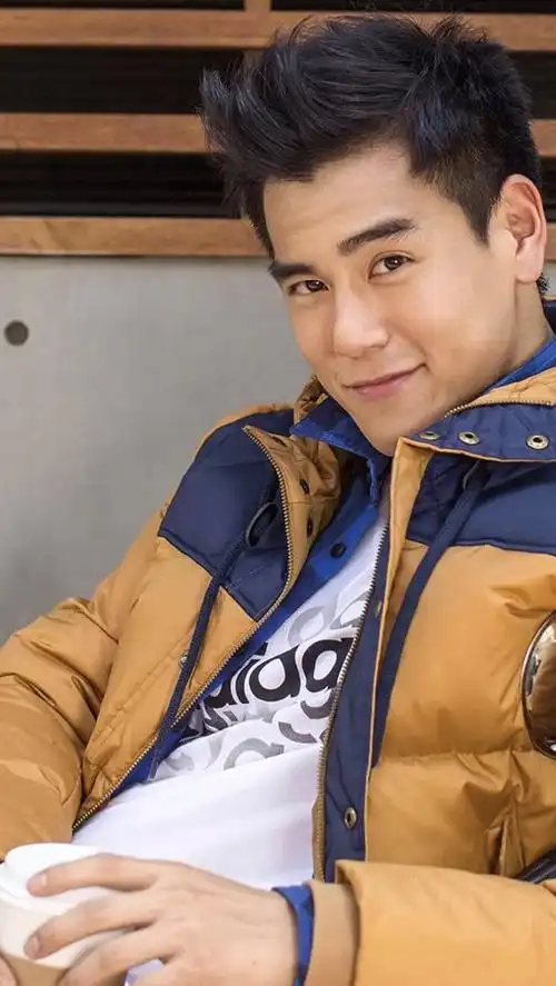 帅气身材又好的彭于晏,还那么努力!真是优秀的男人