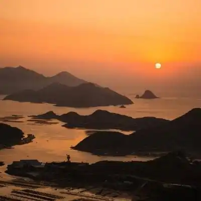 日出微信头像唯美图片清晨海边日出图片