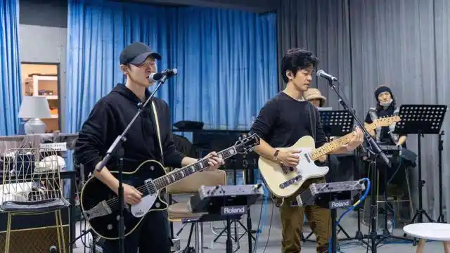 堪称"神仙组合"!李健梁博合唱《不期而遇》,开口就是视听盛宴