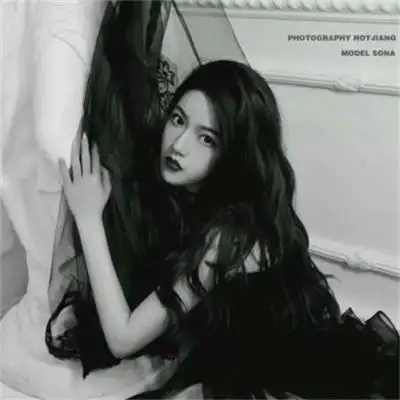 2022个性头像女生霸气冷酷超好看的女生黑白微信图片大全