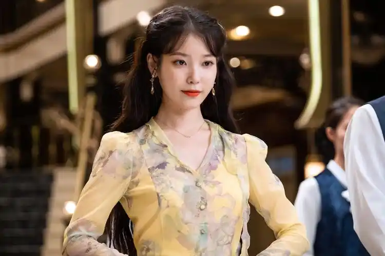 李知恩《德鲁纳酒店》高清剧照图片 - tt98图片网