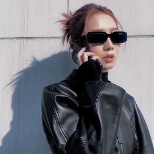 孟美岐超话·#和孟美岐的星岐旅行#90|头像·朋友圈背景@孟美岐