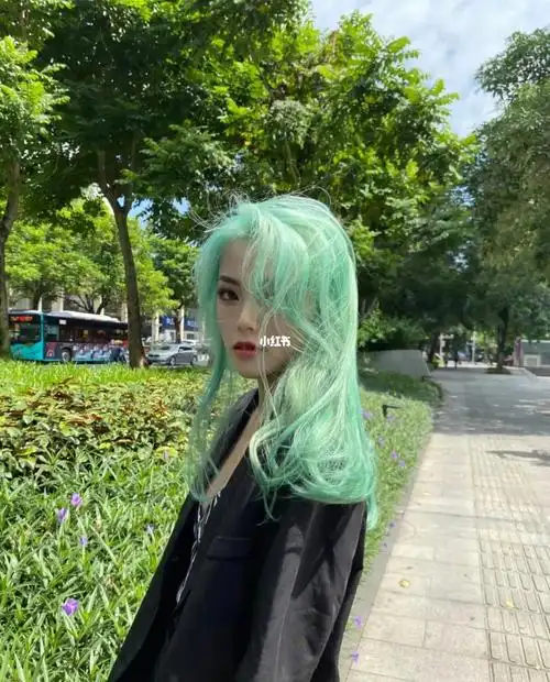 薄荷绿色回头率超高的发色