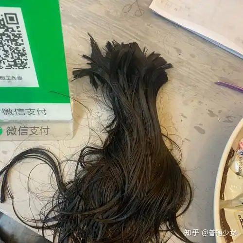 为什么剪掉长发是一件足矣使人崩溃的事