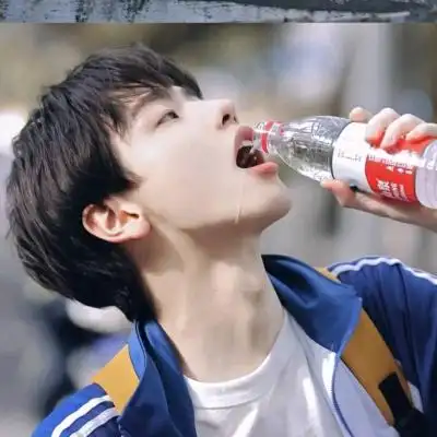 很潮很酷很阳光男生专属头像侧颜杀这微笑该死的温柔