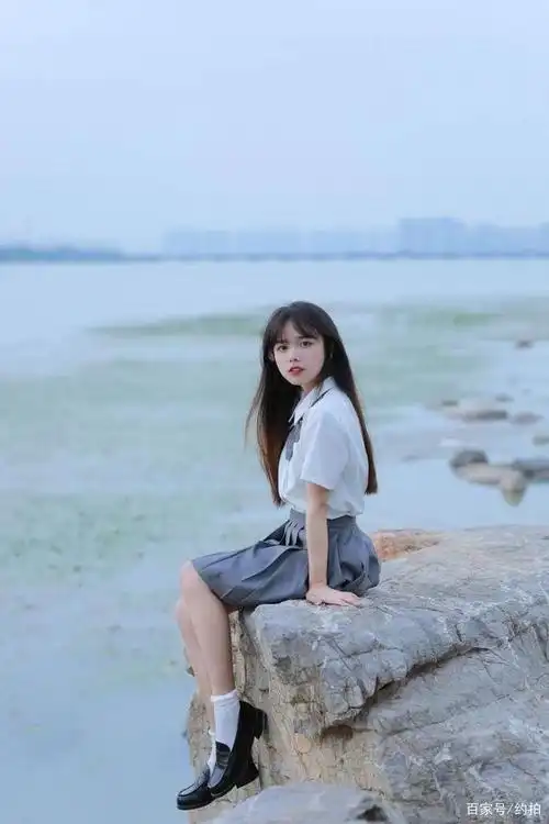 央央:20岁,苏州模特,阳光可爱,艺术感浓烈