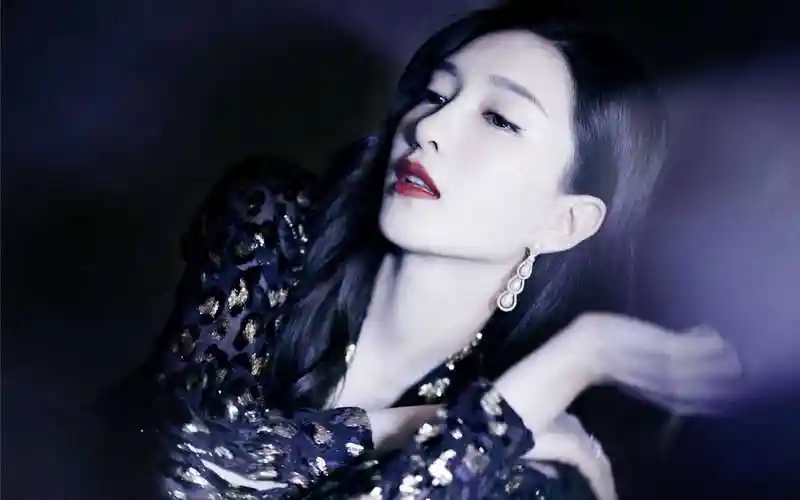 (240)标签:江疏影格式:jpg下载高清原图最新发布热门壁纸标签