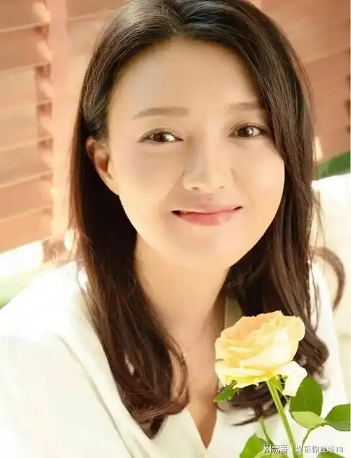 戏红人不红的知名女星傅晶