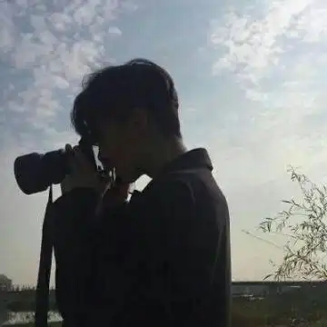 qq小清新头像男生背影头像最新 不要辜负你我的美好时光