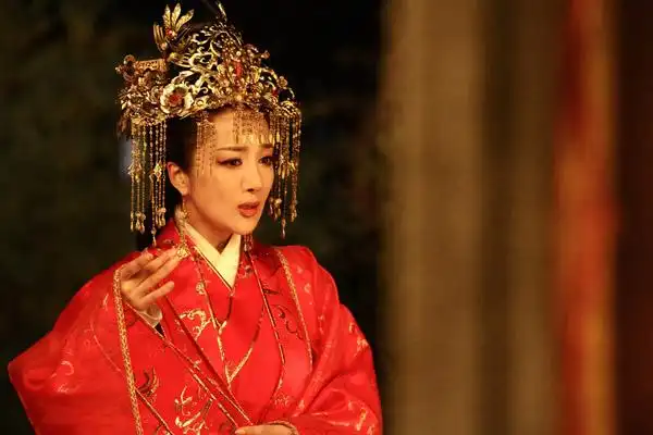 李依晓饰演甄宓