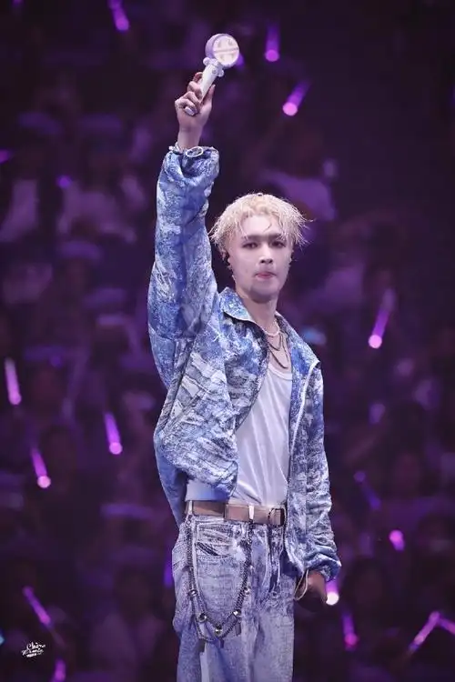 微博之夜##张艺兴krump之王