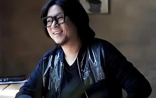 男版李雪琴高晓松换造型低调复出这次大家愿意接受他吗