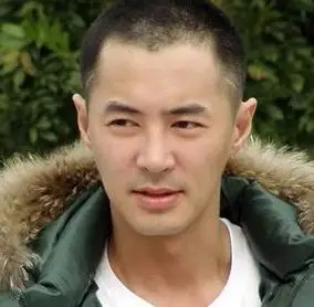 平头怎么剪 最好看男生平头发型欣赏(4)