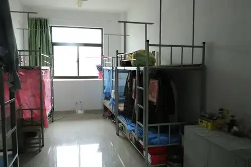 宿迁分校开展教职工宿舍卫生安全大检查活动