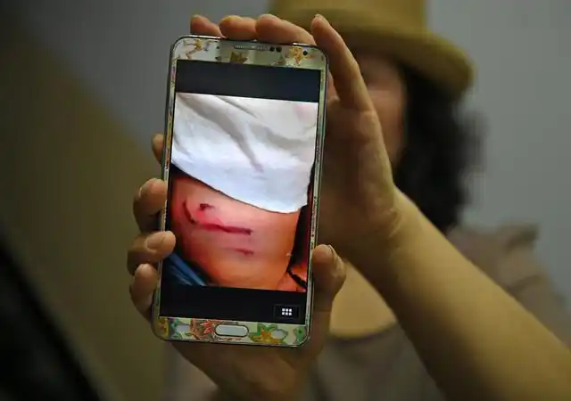 西安百名学生疑遭老师殴打 陕台记者采访还原真相