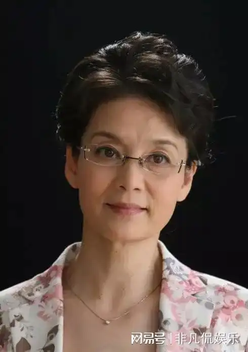 5位妈妈专业户演员天生一张贵气脸养尊处优演不了穷人