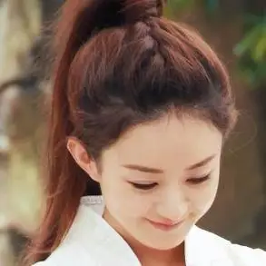 国字脸扎什么发型好看