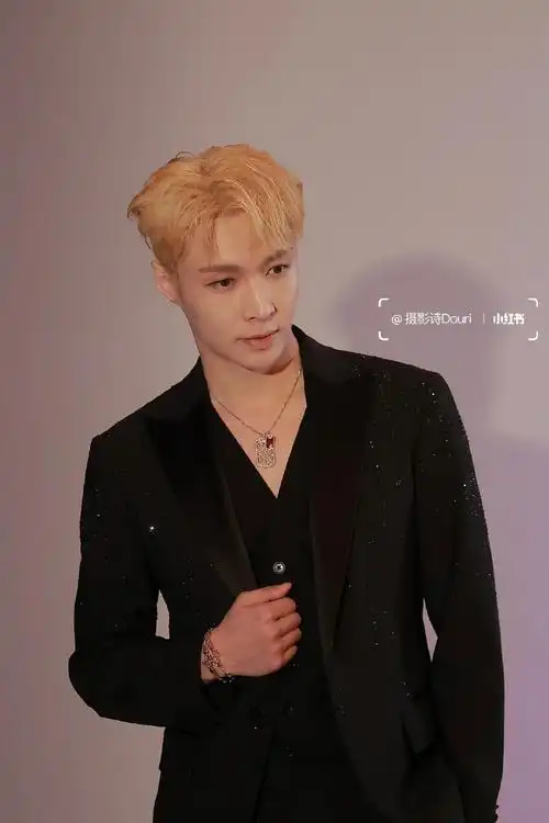 张艺兴出席戛纳电影节##qeelin全球品牌代言人张艺兴