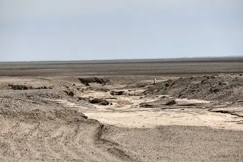 为什么那么多人喜欢在荒芜的无人区自拍或者被拍