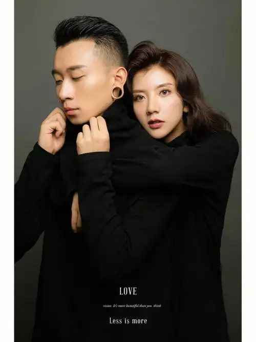 朴素的日常夫妻照