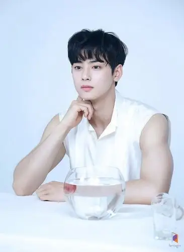 看似是「白斩鸡」的车银优肌肉又升级了:硬汉气质扑面而来!